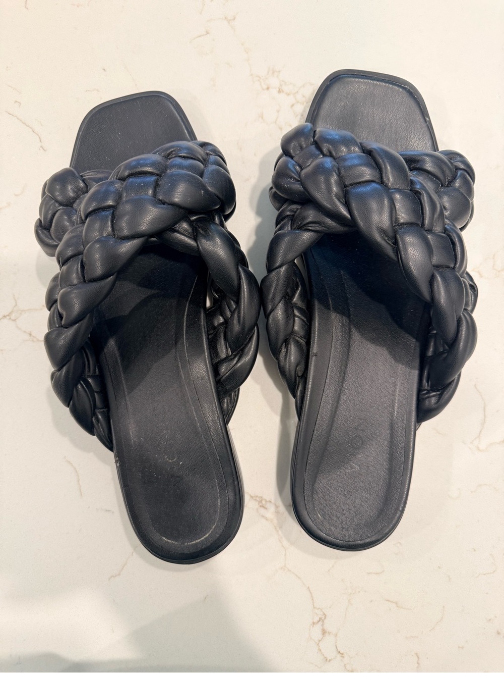 Vionic Braided Slide Sandals for Women in Black sz 10